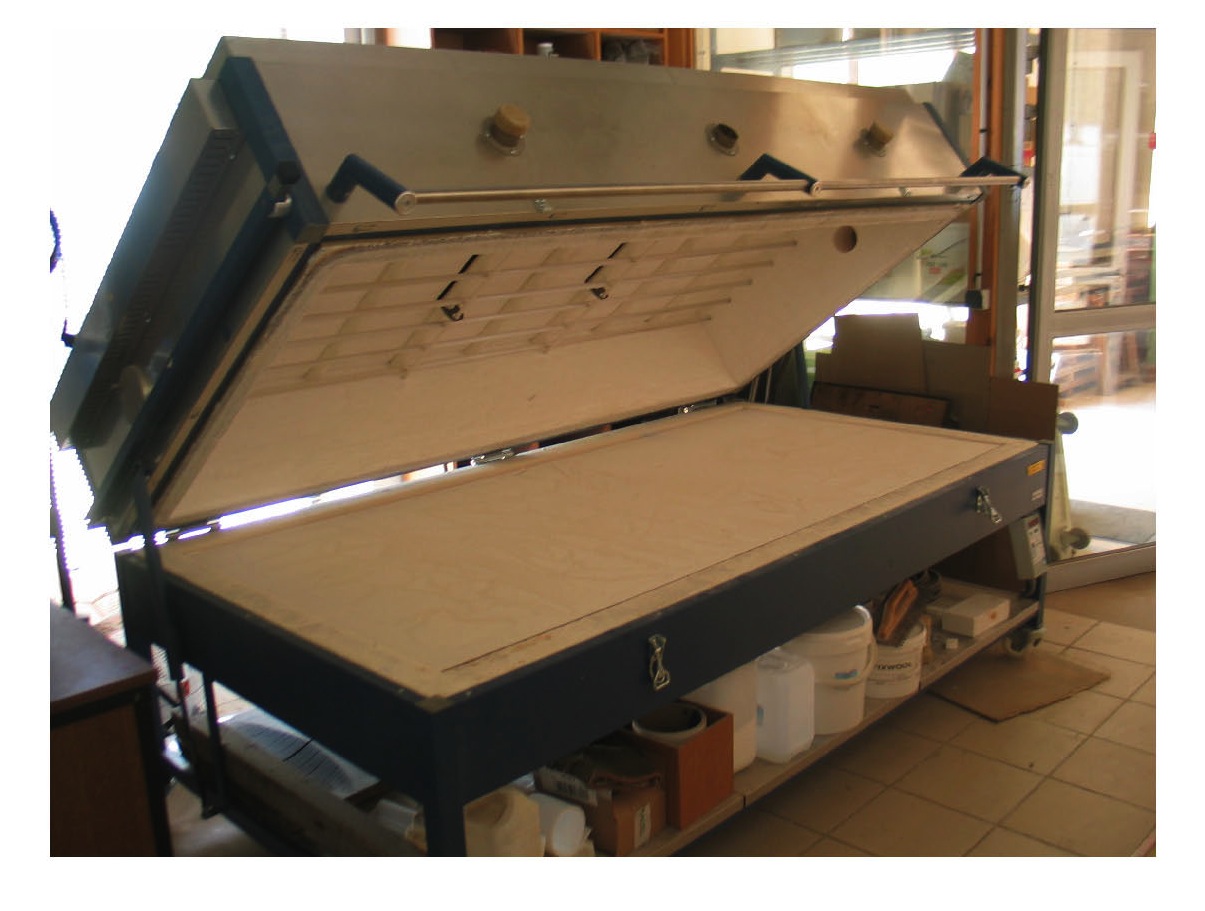 Four électrique 2m x 1m